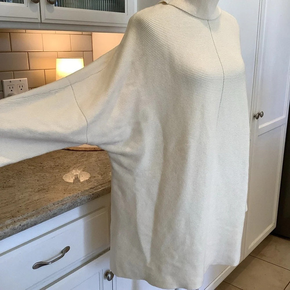Davi & Dani Vici Cream Knit Turtleneck Sweater Dress Size Large - Picture 4 of 12